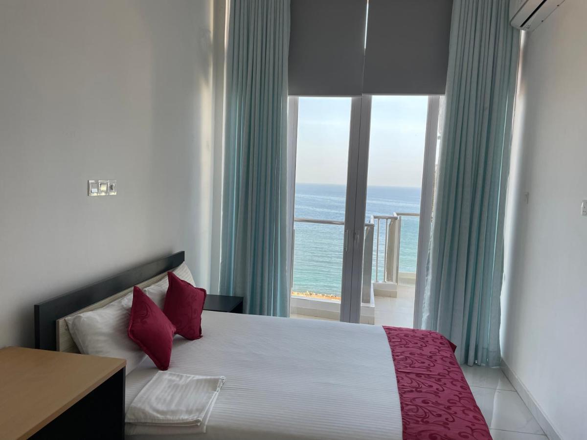 Lovely Sea View Apartment Colombo Exterior photo